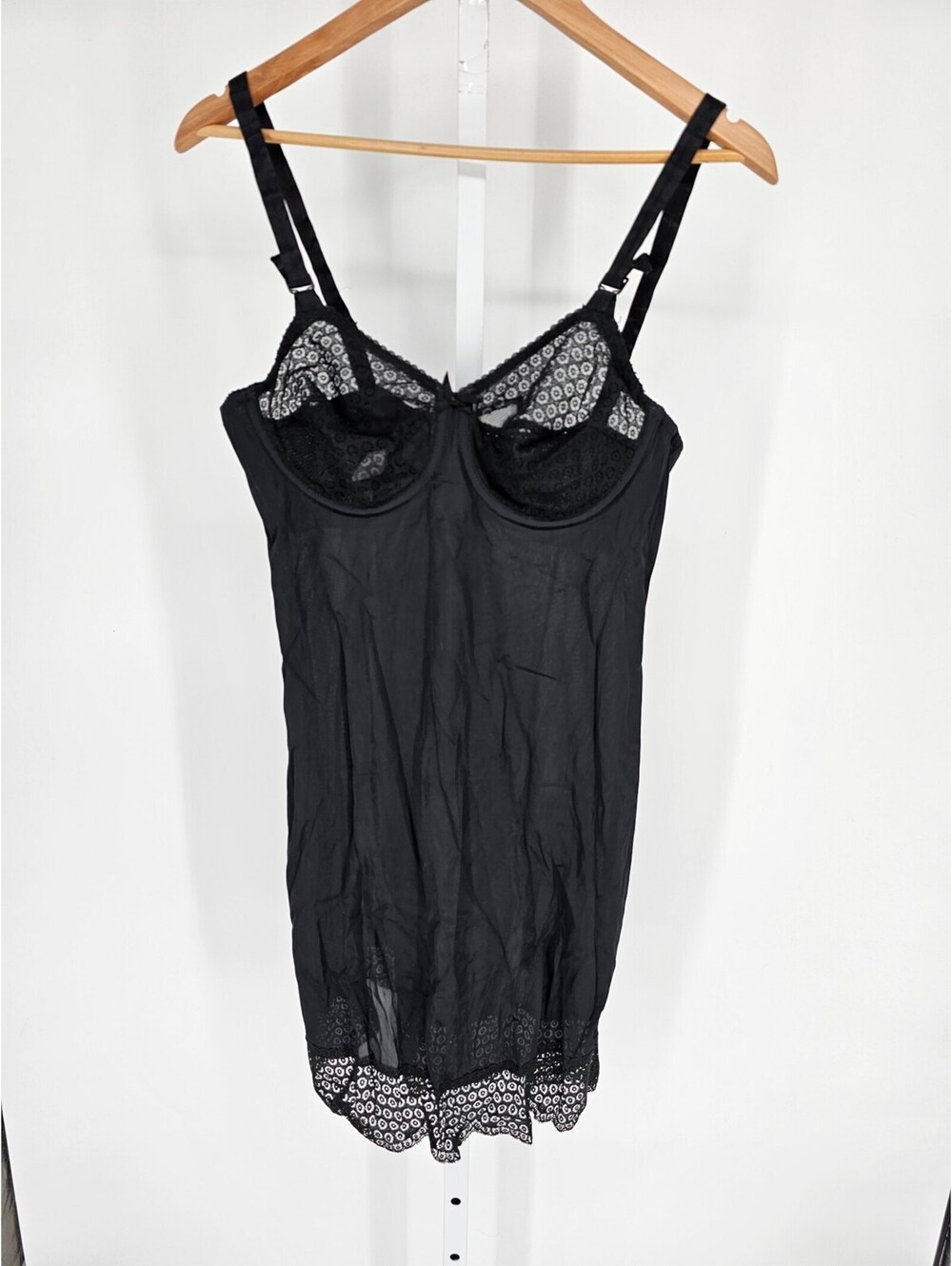 VTG 1980s Sno Flake by Bali Womens 34C Semi Sheer Nightie Nightgown Black Lace